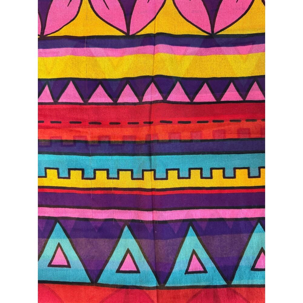 Vintage Multicolor Geometric Pattern Scarf Made of Vintage